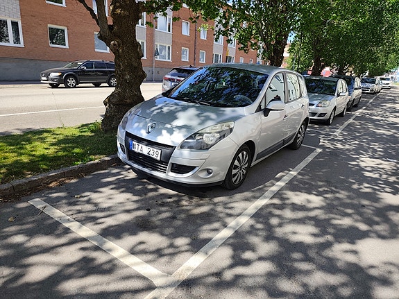Renault Scenic III 3 of 5