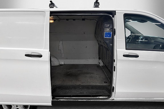 Mercedes-Benz Vito 111 12 of 13