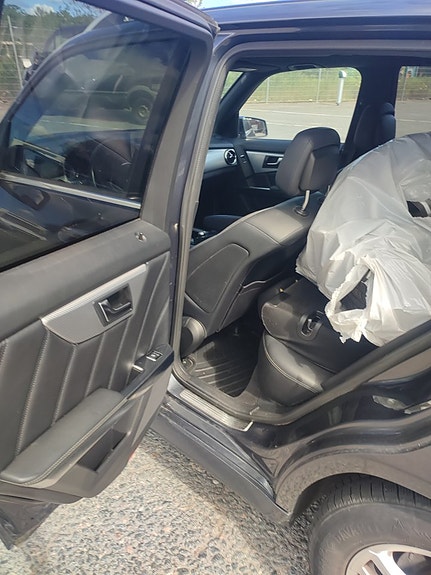 Mercedes-Benz GLK220 11 of 17