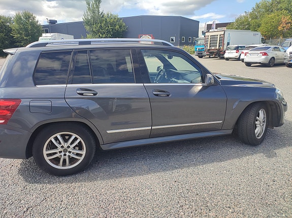Mercedes-Benz GLK220 5 of 17