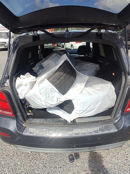 Mercedes-Benz GLK220 13 of 17