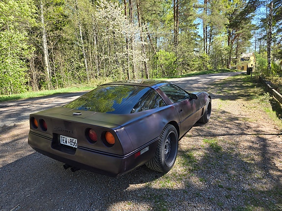 Chevrolet Corvette 5 of 5