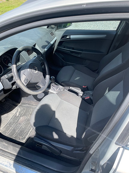 Opel Astra 6 of 7