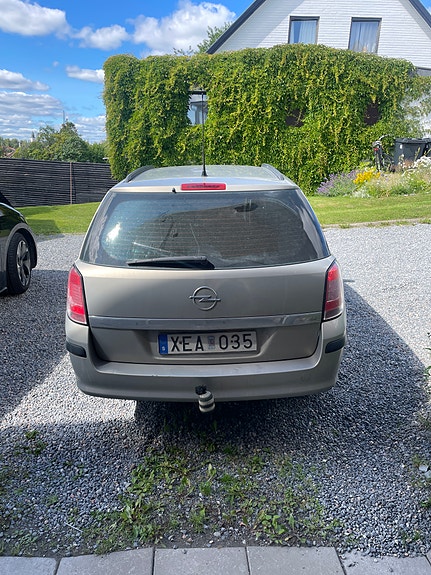 Opel Astra 4 of 7