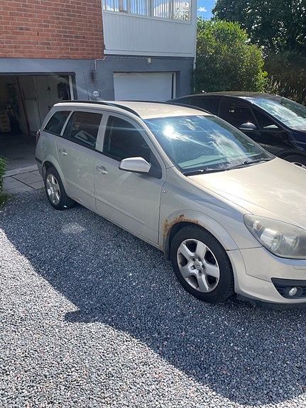 Opel Astra 3 of 7