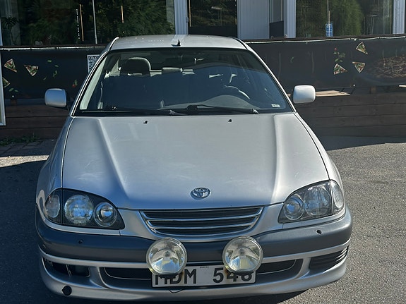 Toyota Avensis 14 of 14