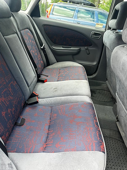 Toyota Avensis 10 of 14