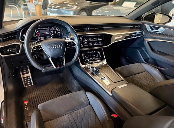 Audi RS7 2 of 8