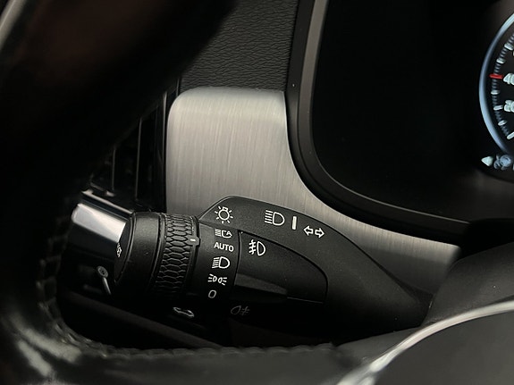 Volvo S90 14 of 30