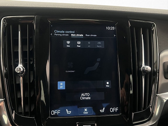 Volvo S90 22 of 30