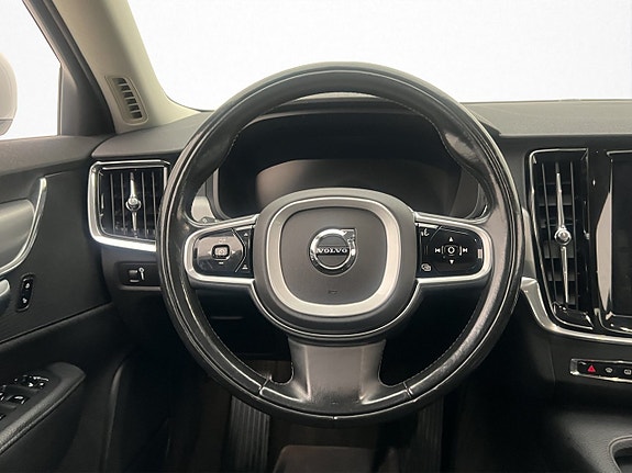 Volvo S90 12 of 30