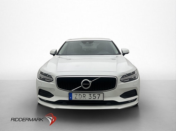 Volvo S90 2 of 5