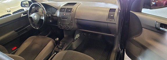 Volkswagen Polo 10 of 11