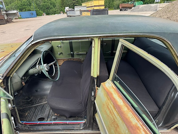 Chevrolet Bel Air 4 of 5