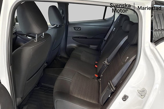Nissan Leaf 9 of 15