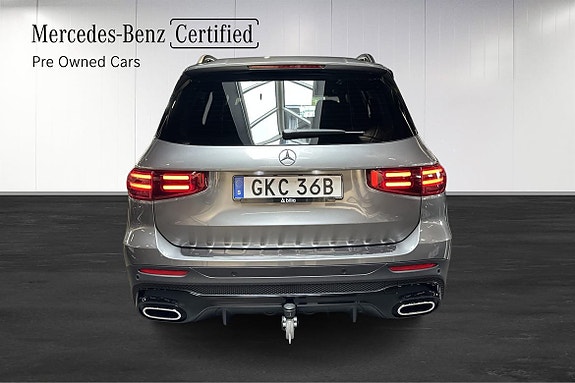 Mercedes-Benz GLB200 15 of 26