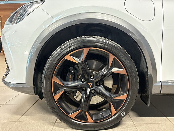 Cupra Formentor e-HYBRID 27 of 29