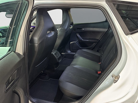 Cupra Formentor e-HYBRID 10 of 29