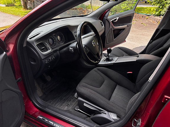 Volvo V60 5 of 5