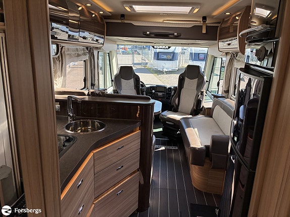 Knaus SUN I 900 LX 19 of 21