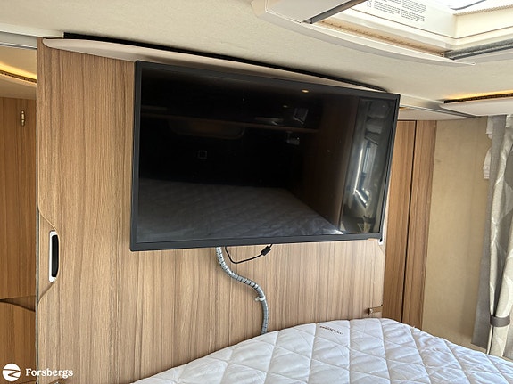 Knaus SUN I 900 LX 13 of 21