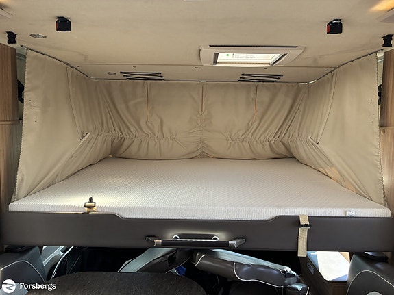 Knaus SUN I 900 LX 21 of 21