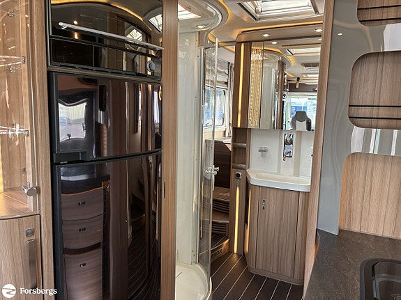 Knaus SUN I 900 LX 10 of 21