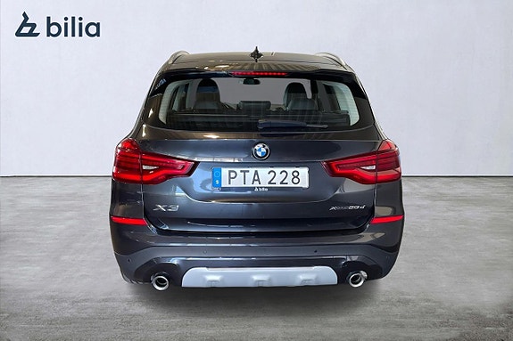 BMW X3 4 of 5