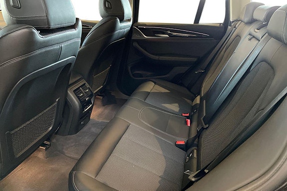 BMW X3 11 of 18