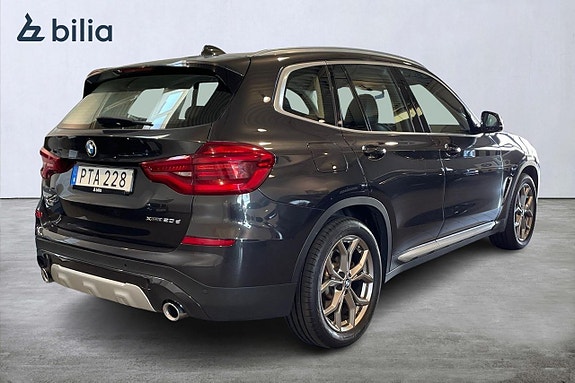 BMW X3 17 of 18
