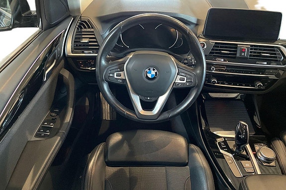 BMW X3 9 of 18