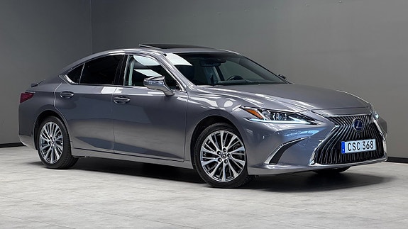 Lexus ES300h 18 of 21