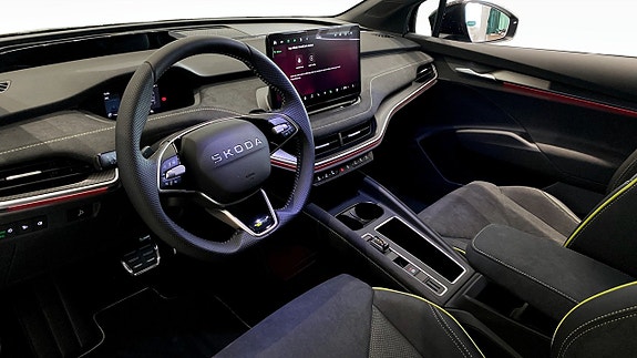 Skoda Enyaq Coupe RS 7 of 19