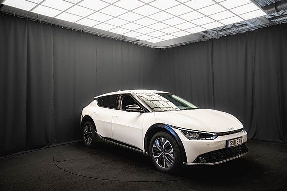 Kia EV6 5 of 5