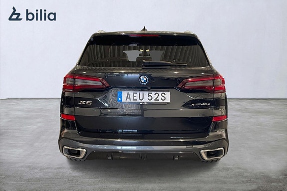 BMW X5 3 of 5
