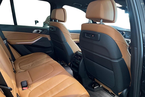 BMW X5 6 of 17