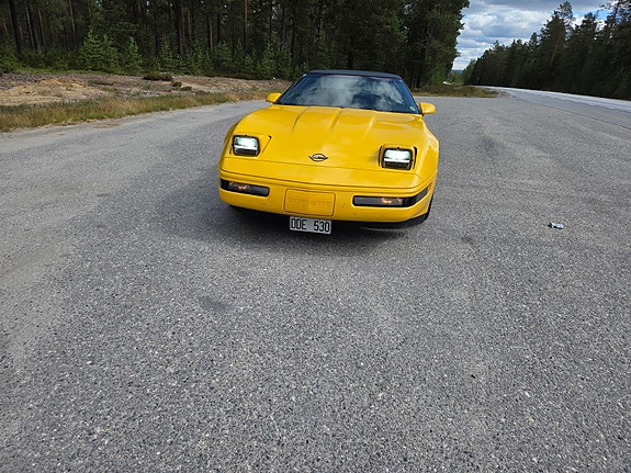 Chevrolet Corvette 6 of 6