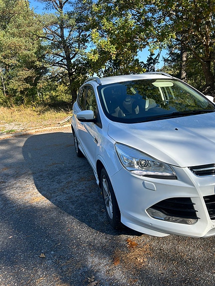 Ford Kuga 5 of 13