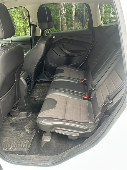 Ford Kuga 6 of 12