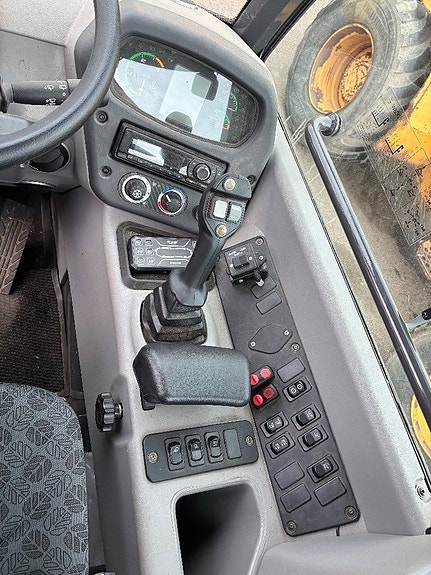 New Holland W 80 C 10 of 14
