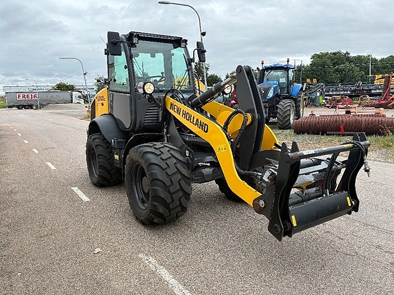 New Holland W 80 C 4 of 5
