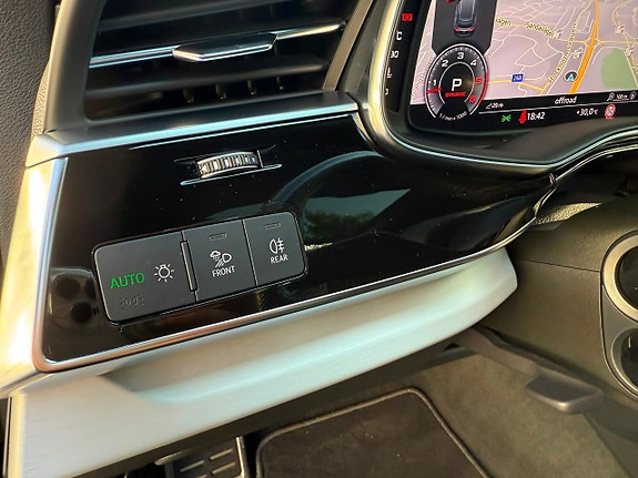 Audi Q8 22 of 30