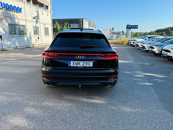 Audi Q8 8 of 30