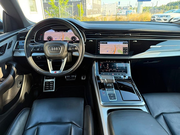 Audi Q8 9 of 30