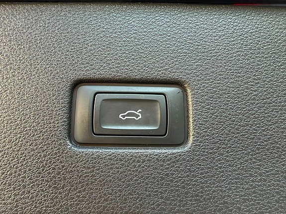 Audi Q8 28 of 30