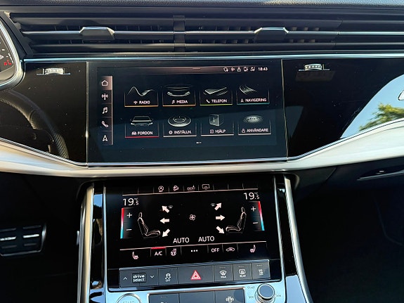 Audi Q8 20 of 30
