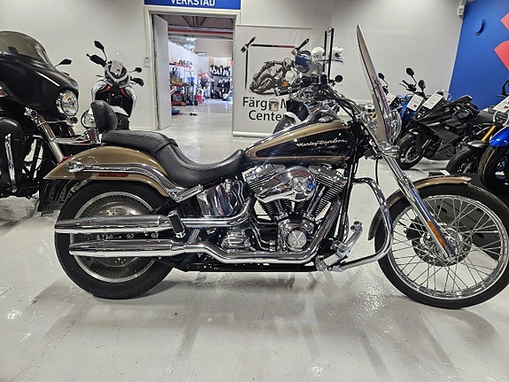 Harley-Davidson Fxstdi Soft Tail Duce 4 of 6