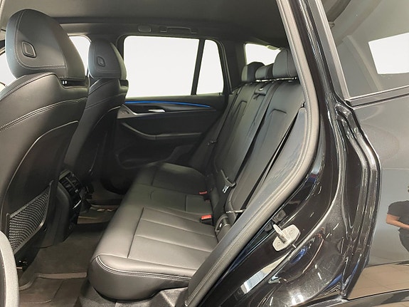 BMW X3 11 of 19