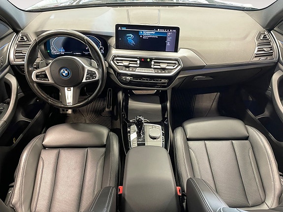 BMW X3 13 of 19