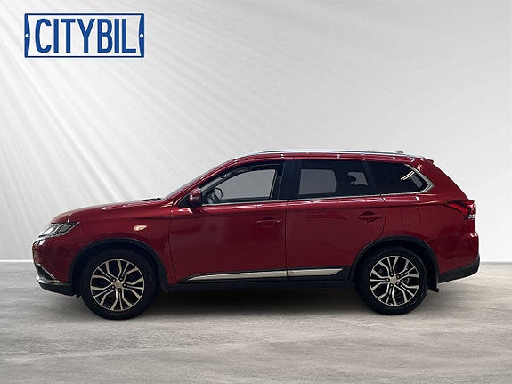 Mitsubishi Outlander 2 of 5